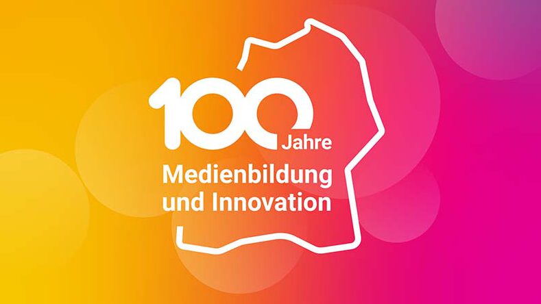 Logo 100 Jahre Medienbildung und Innovation